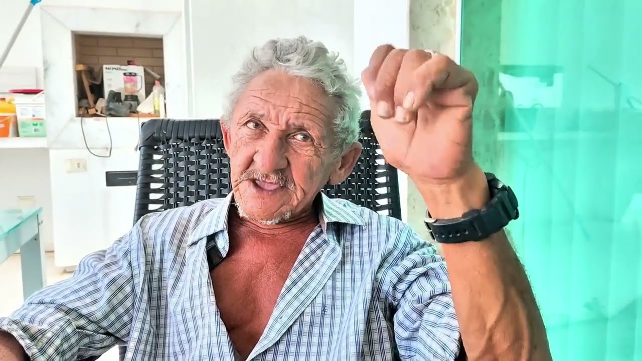 CIT&Otilde;E CONTA QUE TIRINGA SE VESTIU DE LOBISOMEM PRA ASSUSTAR CIT&Otilde;E E SEUS IRM&Atilde;OS!