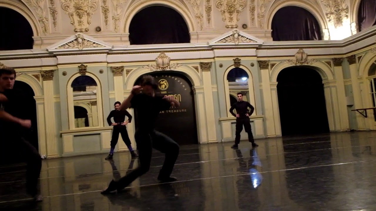 Erisioni rehearsal: Khevsur martial arts dance