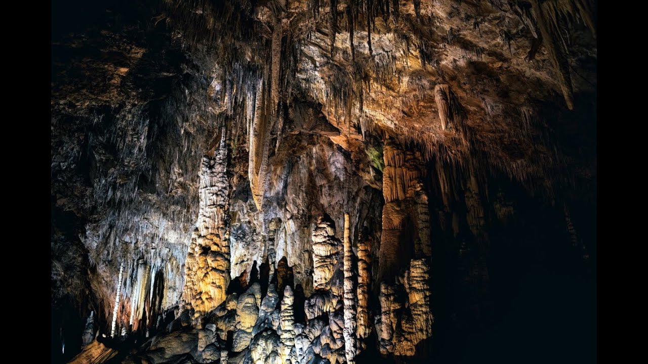 01 - Grotte de Lombrives - Sud de la France