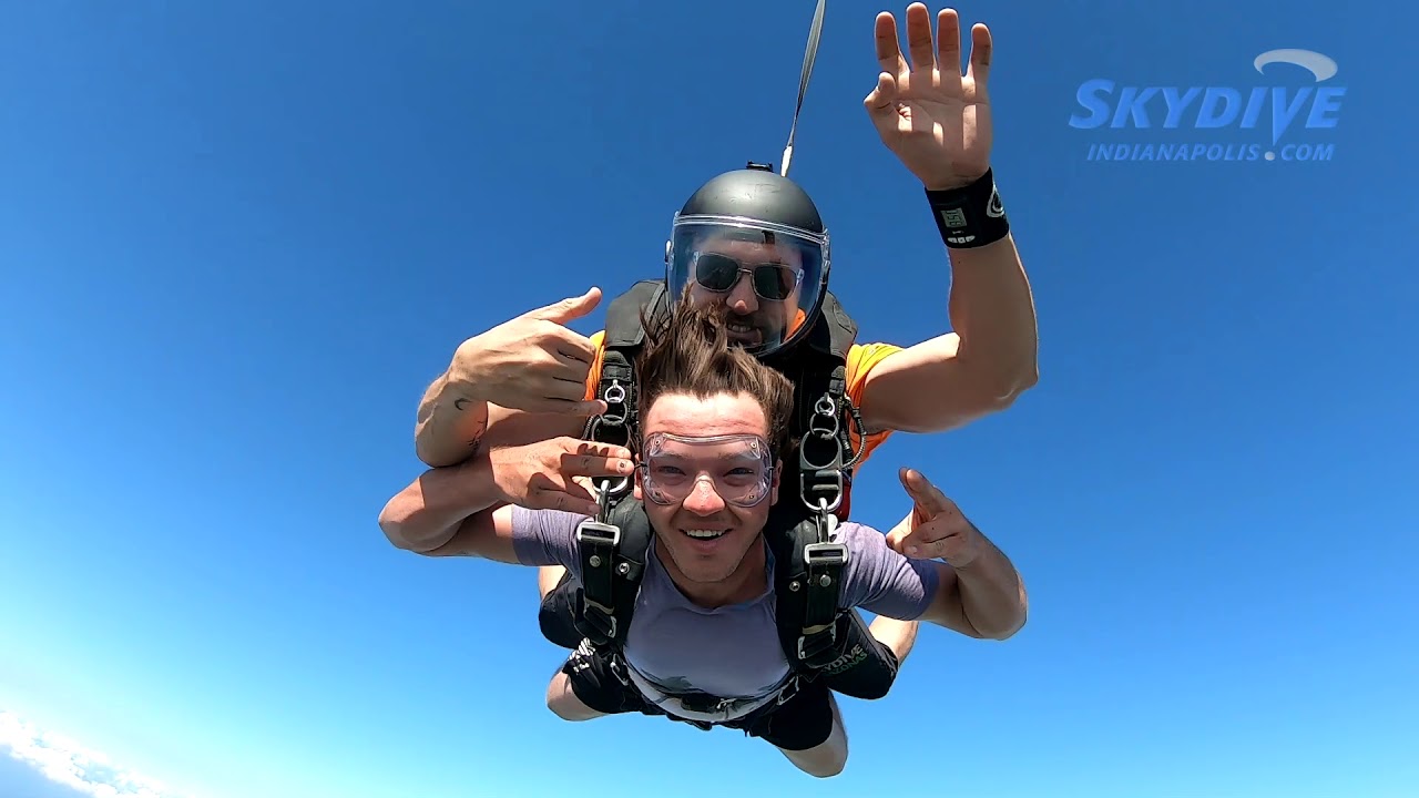 Gerhardus Strauss's Tandem Skydive at Skydive Indianapolis!