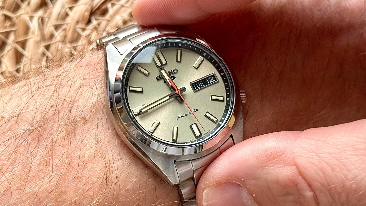 Seiko 5 SRPK91K1 - Ivory/Champagne Dial - the new SNXS made for every day carry