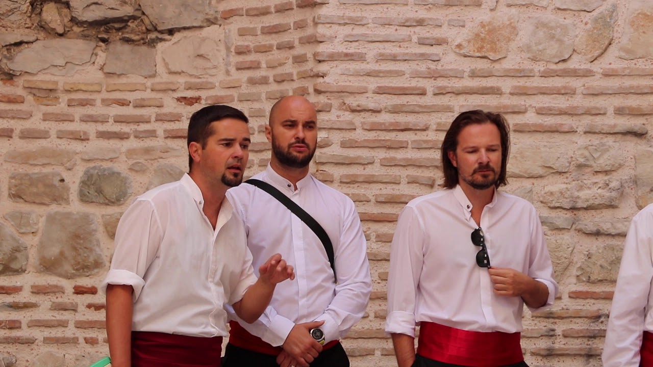 Pismo Moja Hrli Tamo -- Vestibul Klapa