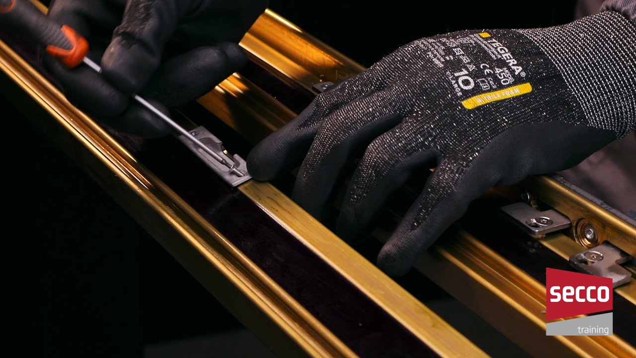 montaggio Gratz e chiusura aggiuntiva  -  mechanism assembly and additional locking point