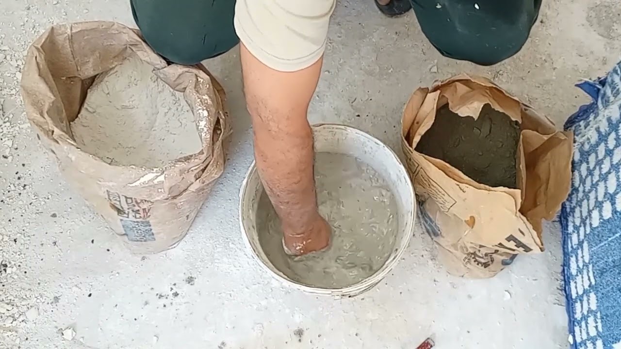 طريقة تحضير عجين الجبس . للصب او للنحت .. How to prepare gypsum dough. For casting or for carving