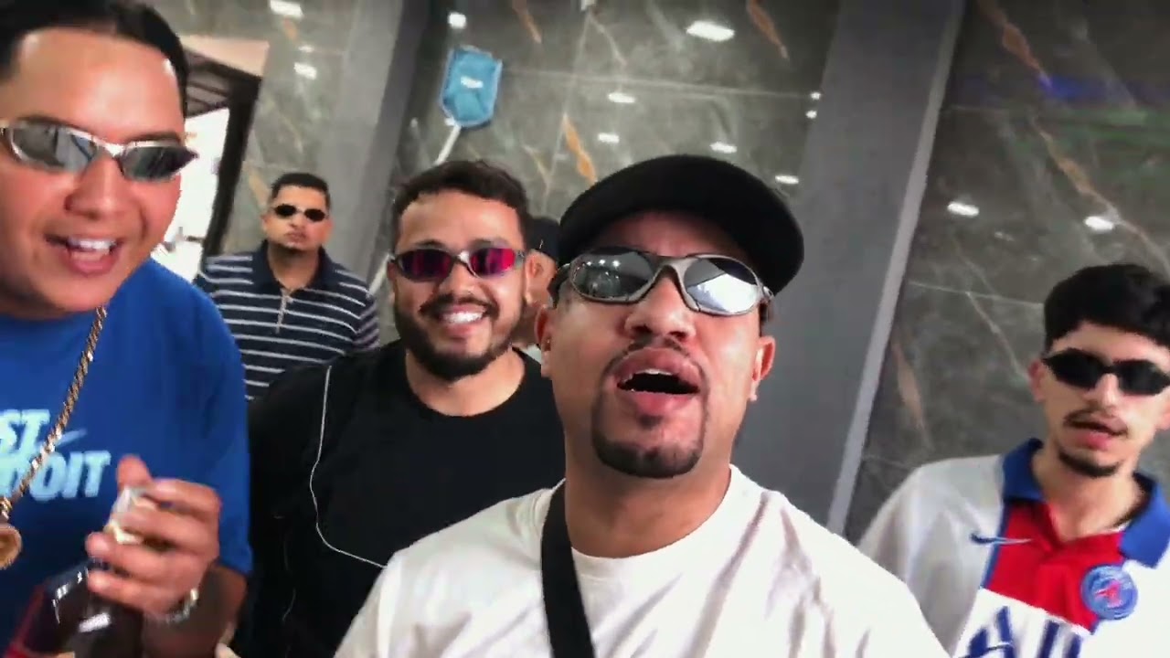 MC's Tum Tum, Devão, Rogérinho 011 e Ninety Henry - Sonegando Imposto (DJ ViniBeat)