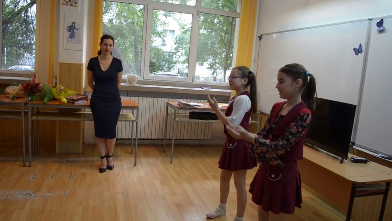 Doamna Invatatoare! Din partea Amaliei si Bianca.