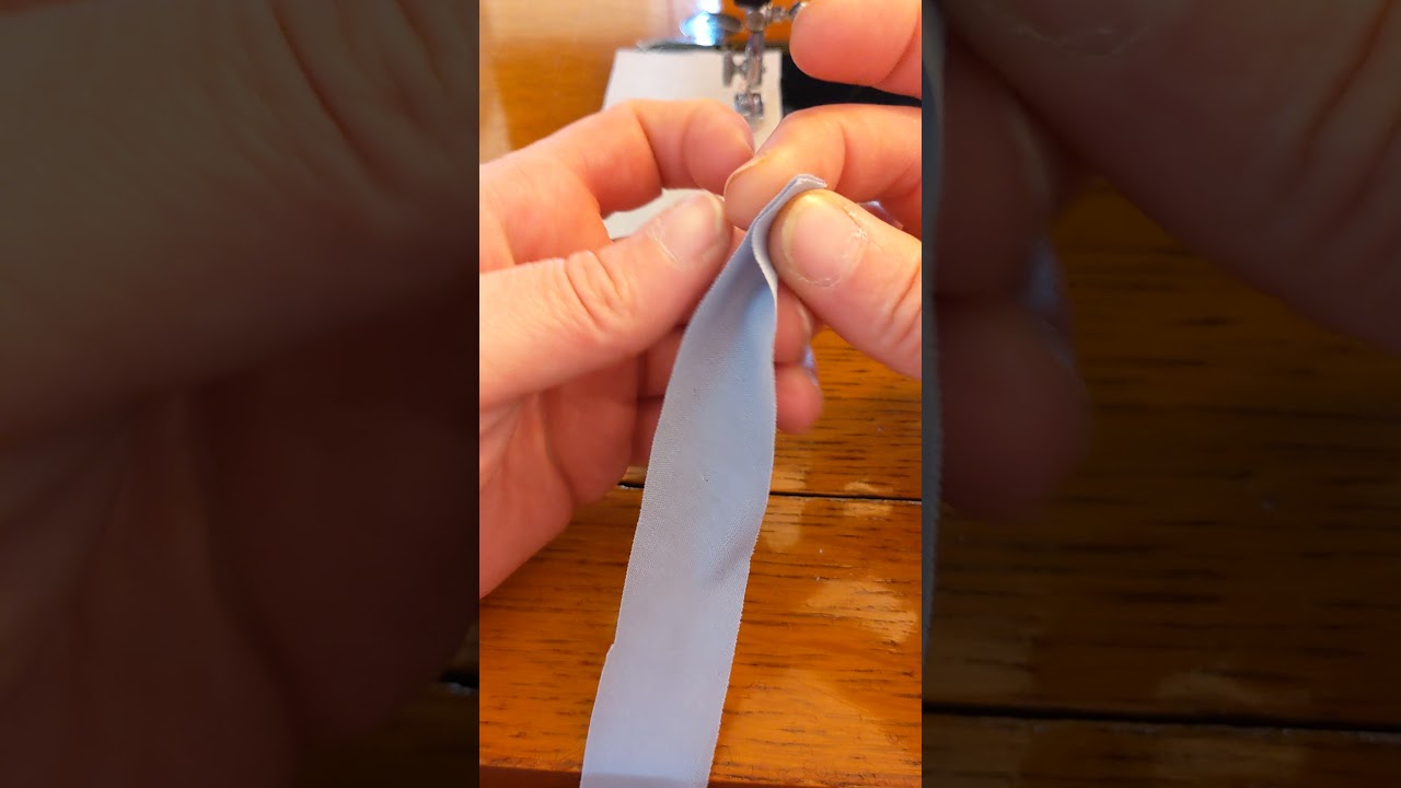 How to use a Binder foot attachment and a bias gauge