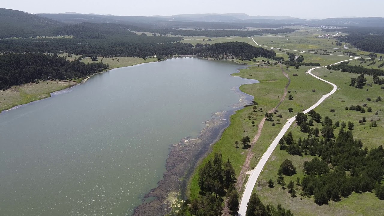 Bolu Aladağ Gölü Aladağ Gençlik Kampı Drone Çekimi (kuş bakışı)