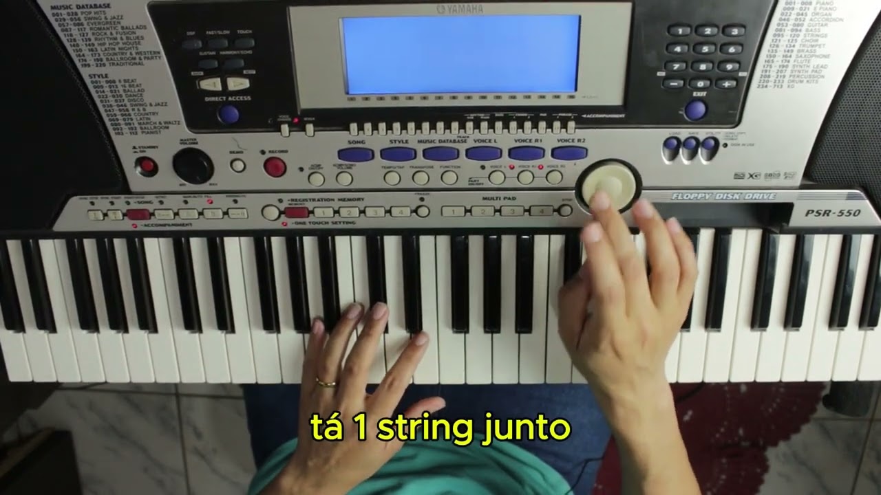 COMO FAZER FUNDO MUSICAL NO TECLADO #pianotutorial
