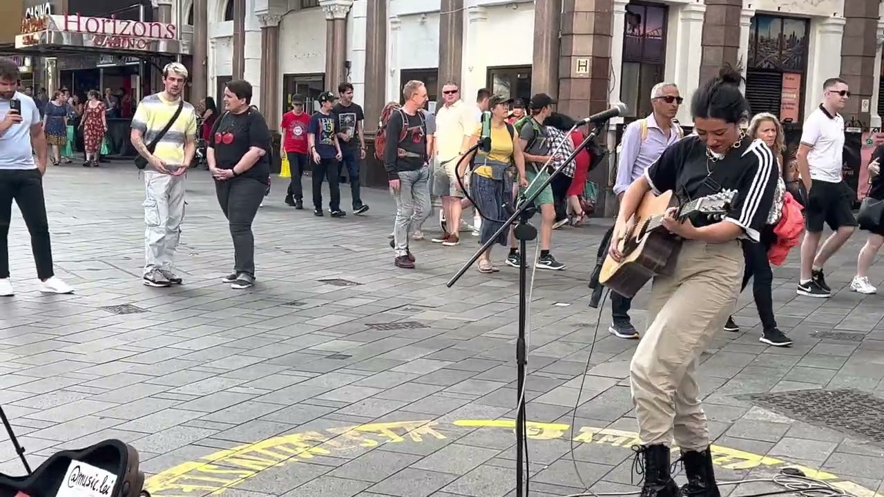 [4K] Aug 2022, AMAZING Street Performance Leire ,Leicester Square London