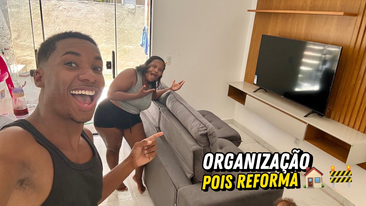Voltamos pro YOUTUBE🥳 Organizado a sala nova depois da reforma!