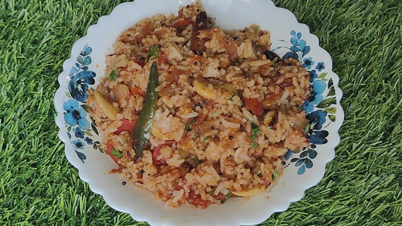 Tomato rice। सिर्फ 5 मिनट में बचे हुए चावल से बनाए चटपटा टोमैटो राइस। how to make Tomato rice। pulao