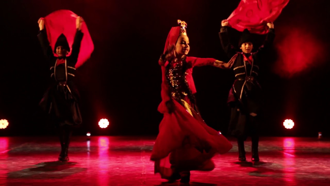 Djeirani (Georgian dance)  ჯეირანი
