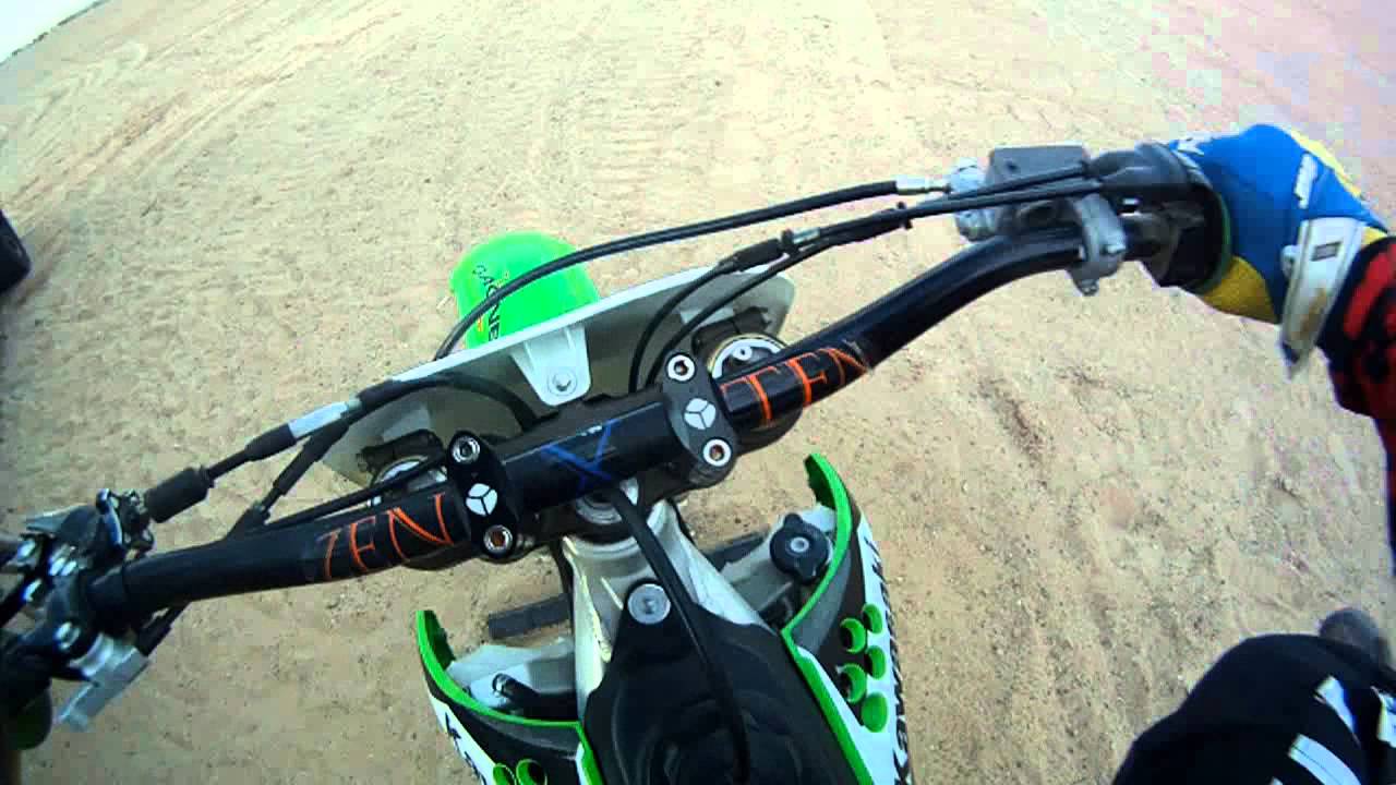 ZEN VALET   (moto chock - moto stand - fork saver)
