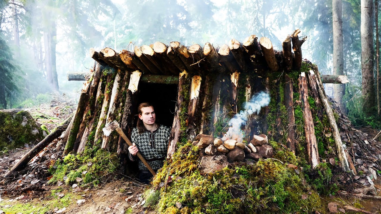 5 Day Bushcraft Build - Staying Warm in Cozy DUGOUT SHELTER