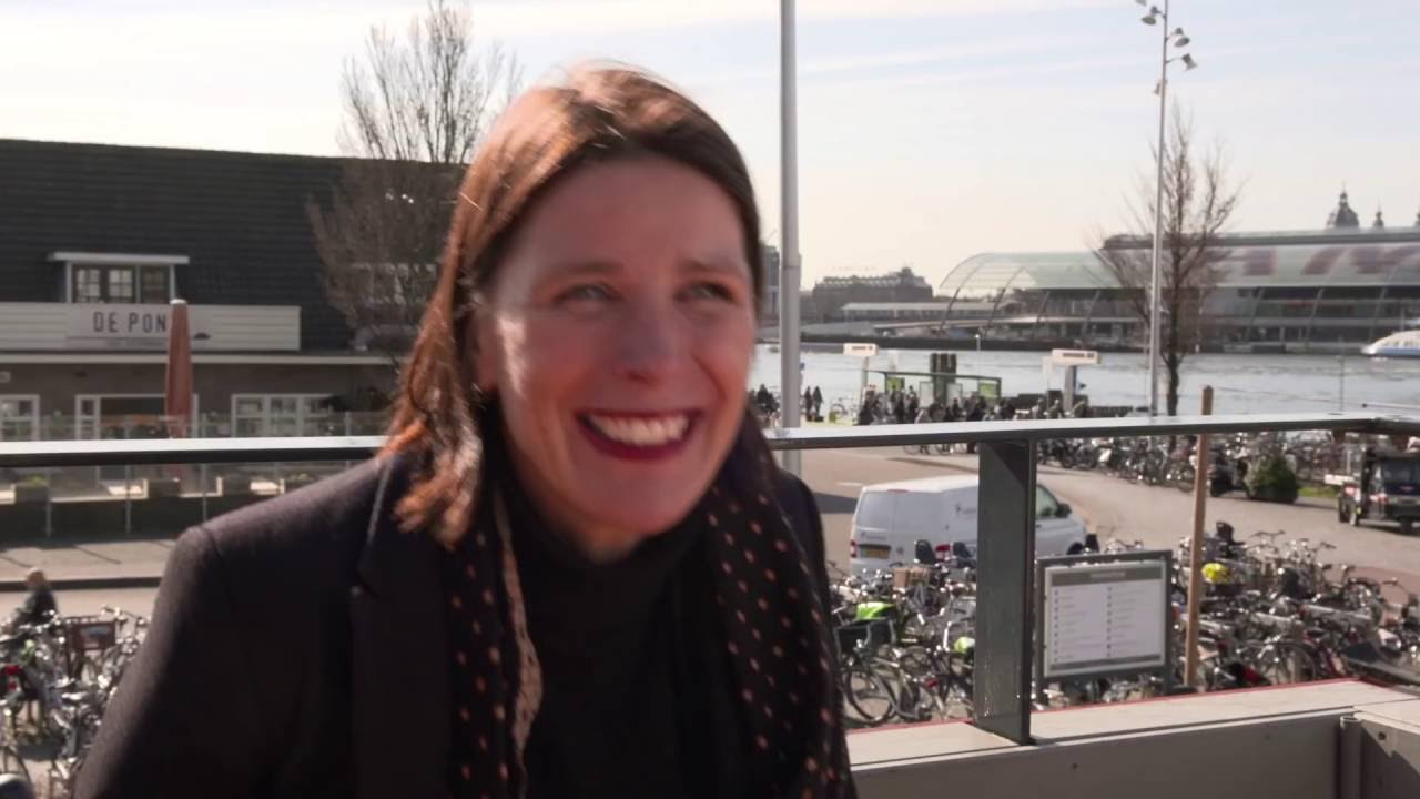 Amsterdam  Terug aan het IJ