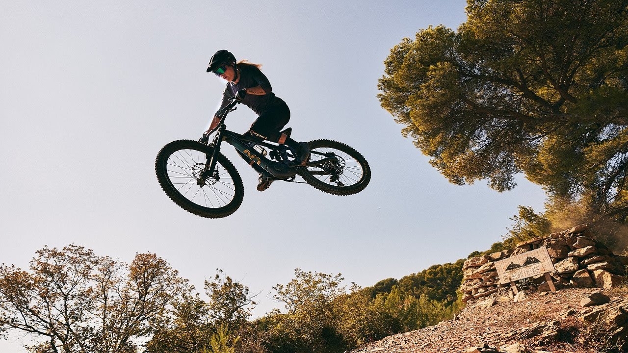 Bike Check du VTT électrique Intrigue X Advanced E+ Elite