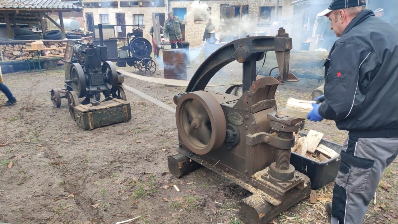 Holzspalter mit Wasserverdampfer einfach nur schön.