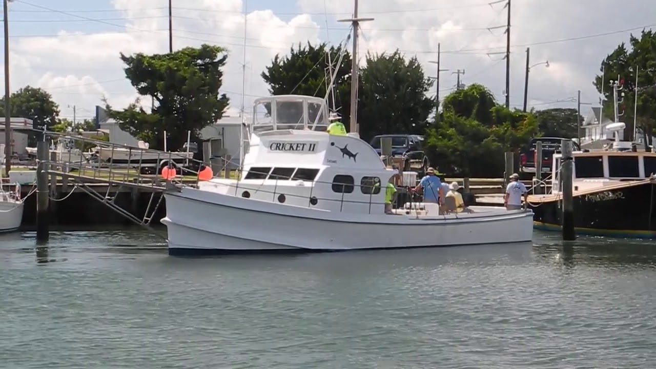 Excellent docking single engine