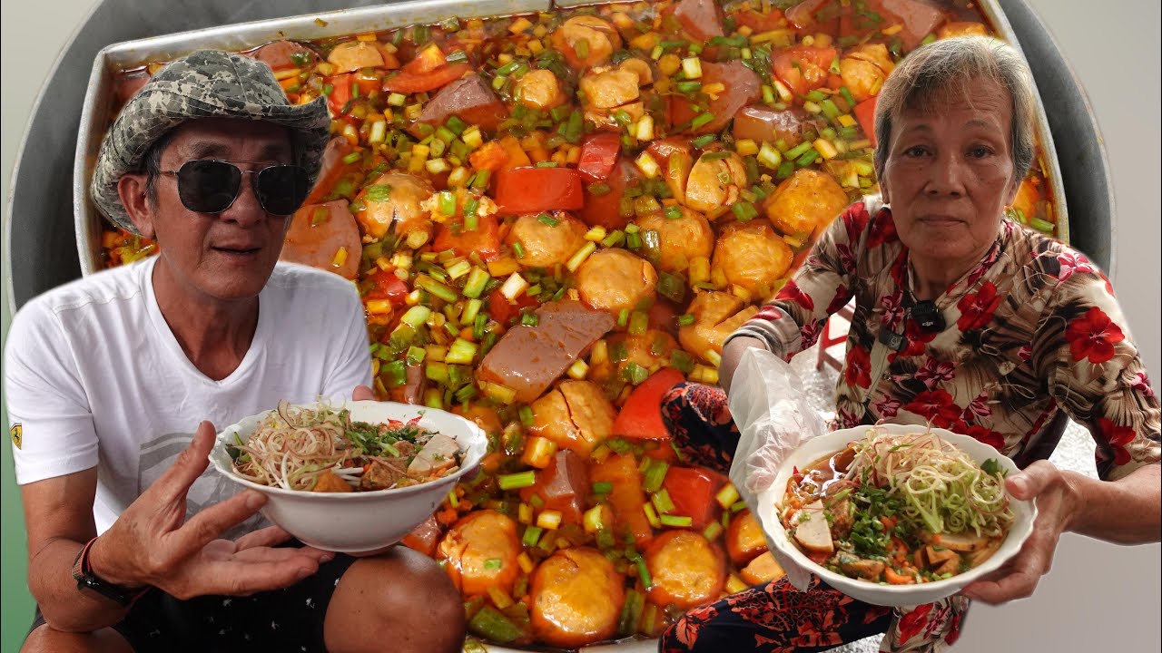 Bún riêu bò viên bà Bảy từ 5k tô anh Việt kiều Mỹ ghé ăn hai tô trả một triệu bà Bảy đứng hình