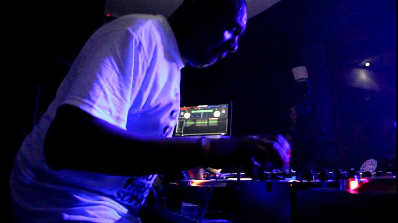 DJ Marky feat. Stamina MC @ Ripping - Sun and Bass 04/09/2012 (Part 3/10)