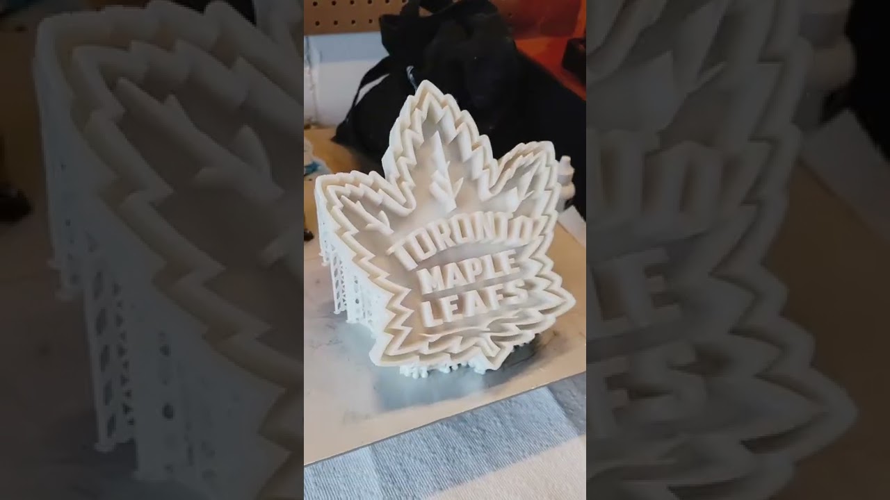 Making a MARBLE Toronto Maple Leafs logo out of RESIN! #resin #resinart #3dprinting #diy #howto #art