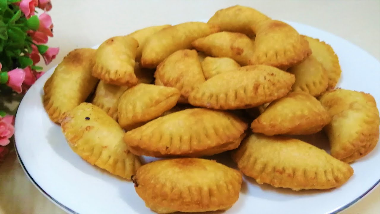 عجينة المي المغلية للسمبوسك جدا سهلة وما بتحتاج وقت ولا خميرة