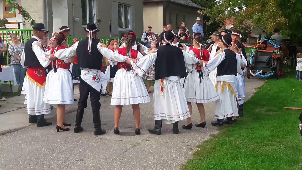 Apostag szüreti tánc 2019