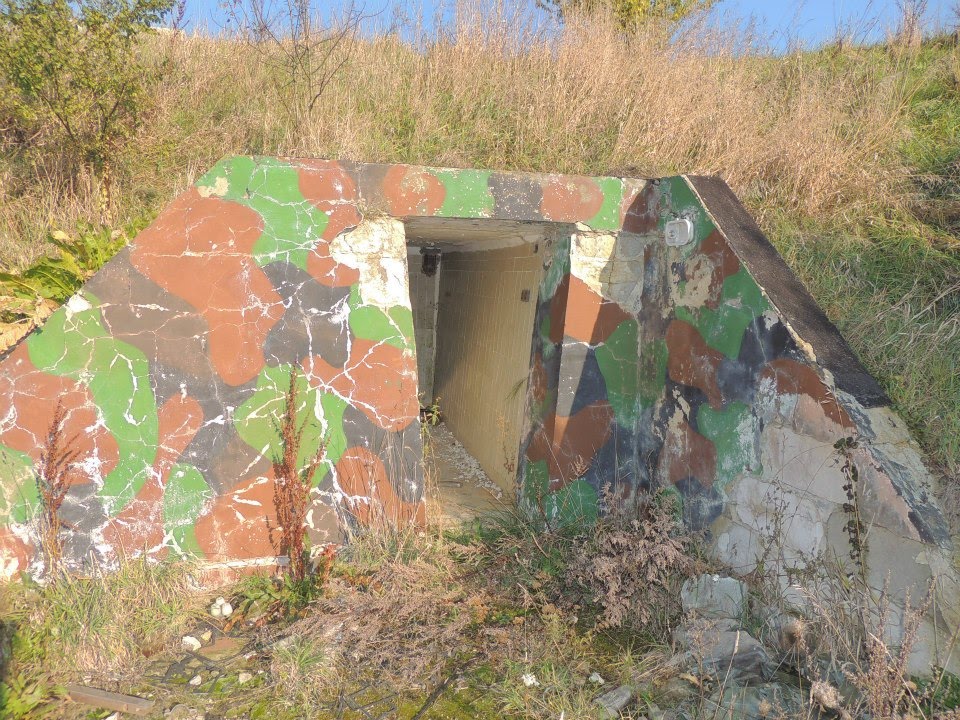 opuszczona Jednostka wojskowa 3 kompanii radiotechnicznej (bunkier, schron i inne) - Urban Exploring