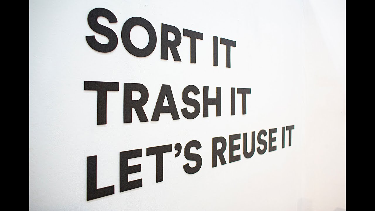 PURESGOLD - Fotoausstellung, Plastik-Recycling und Pop-Up Store - Berlin, September 2021