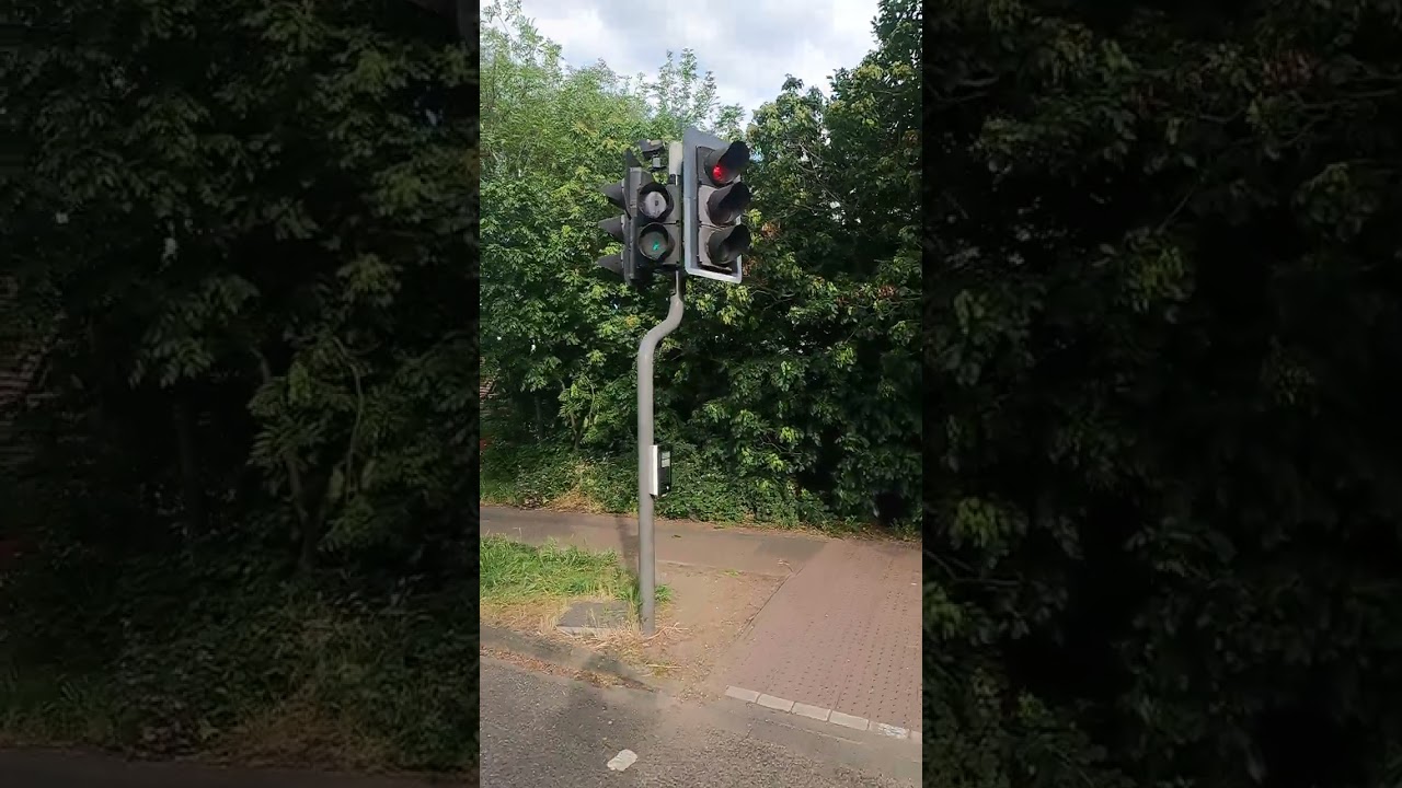 Cambridge: Teversham Drift, PEEK Elite Traffic Lights Pelican Crossing