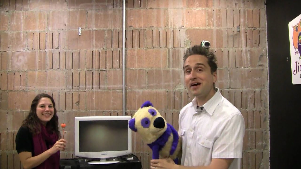 Basic Puppetry Lesson - Eye Focus