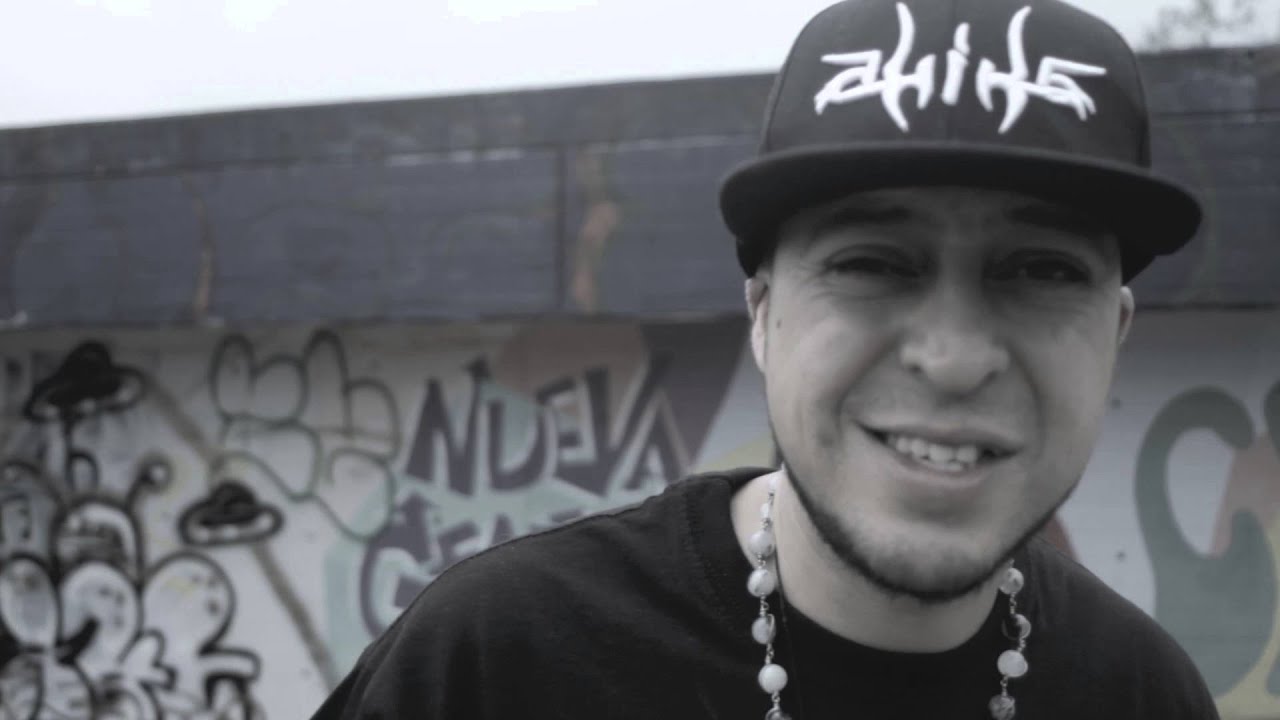 Humanidad - VAMPIRO - CLIKA UNDERGROUND