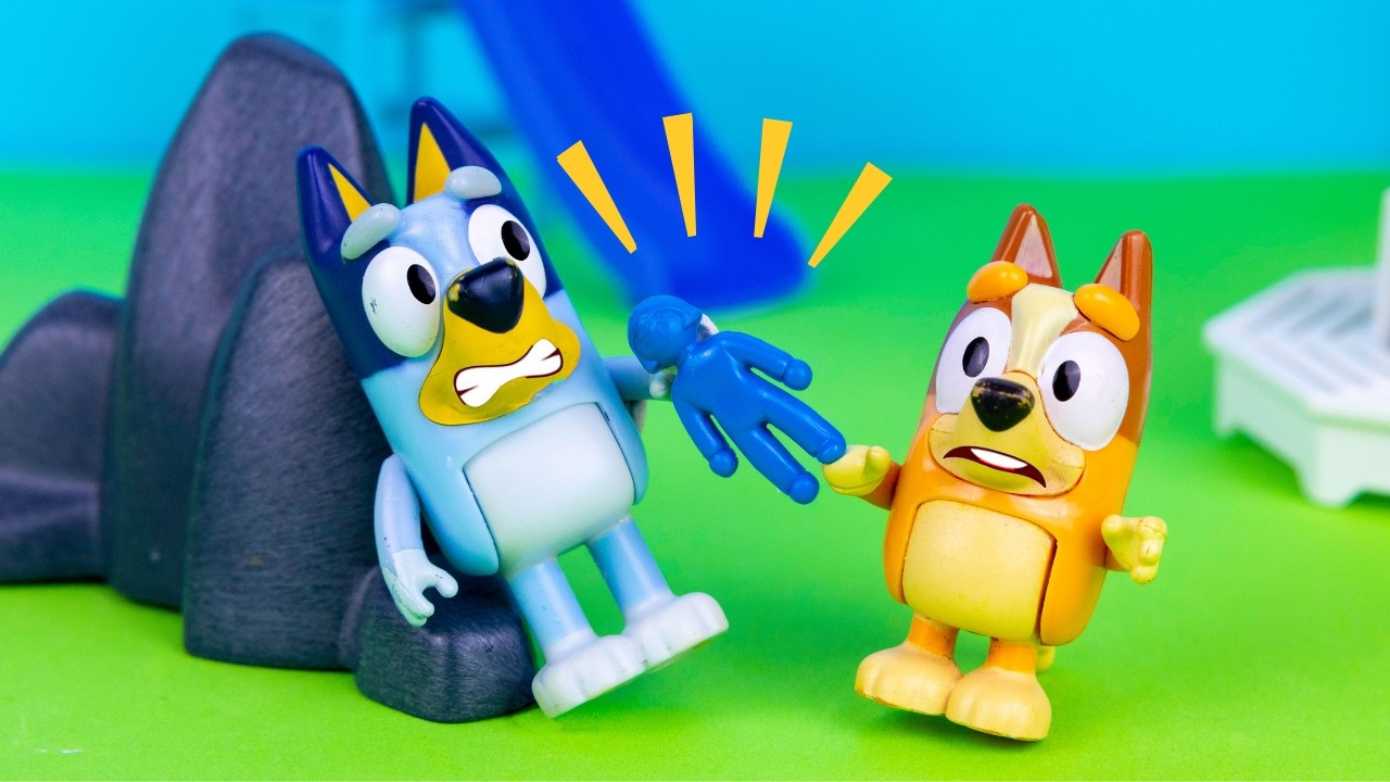 BLUEY Aprende a Partilhar! | Brinquedos Bluey em Português