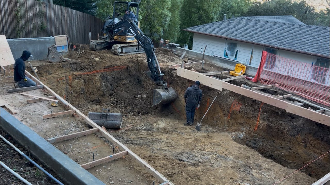 Así va la piscina en corte madera 