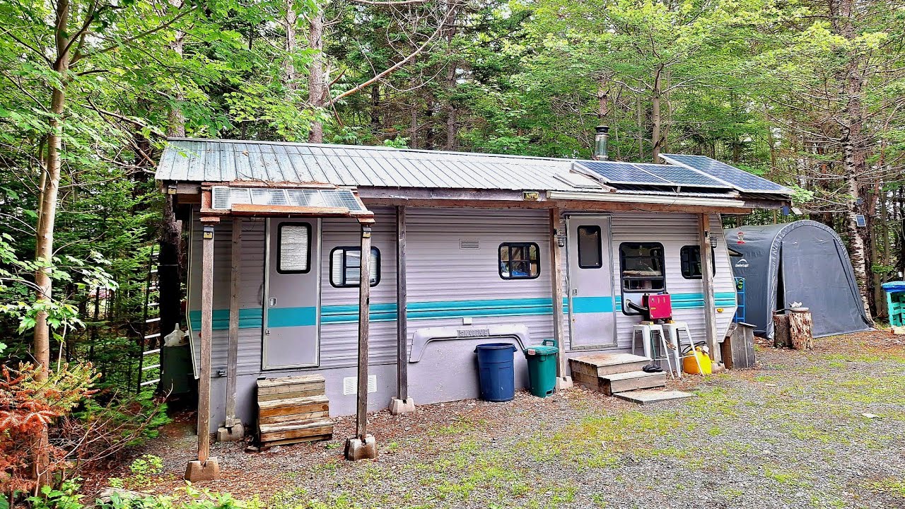 Temporary Freedom, 8 yrs Off Grid & an Unexpected Visitor