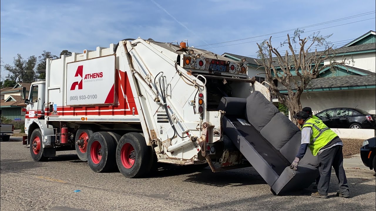 Athens Ex NorCal Leach Rear Loader Crushing Bulk!