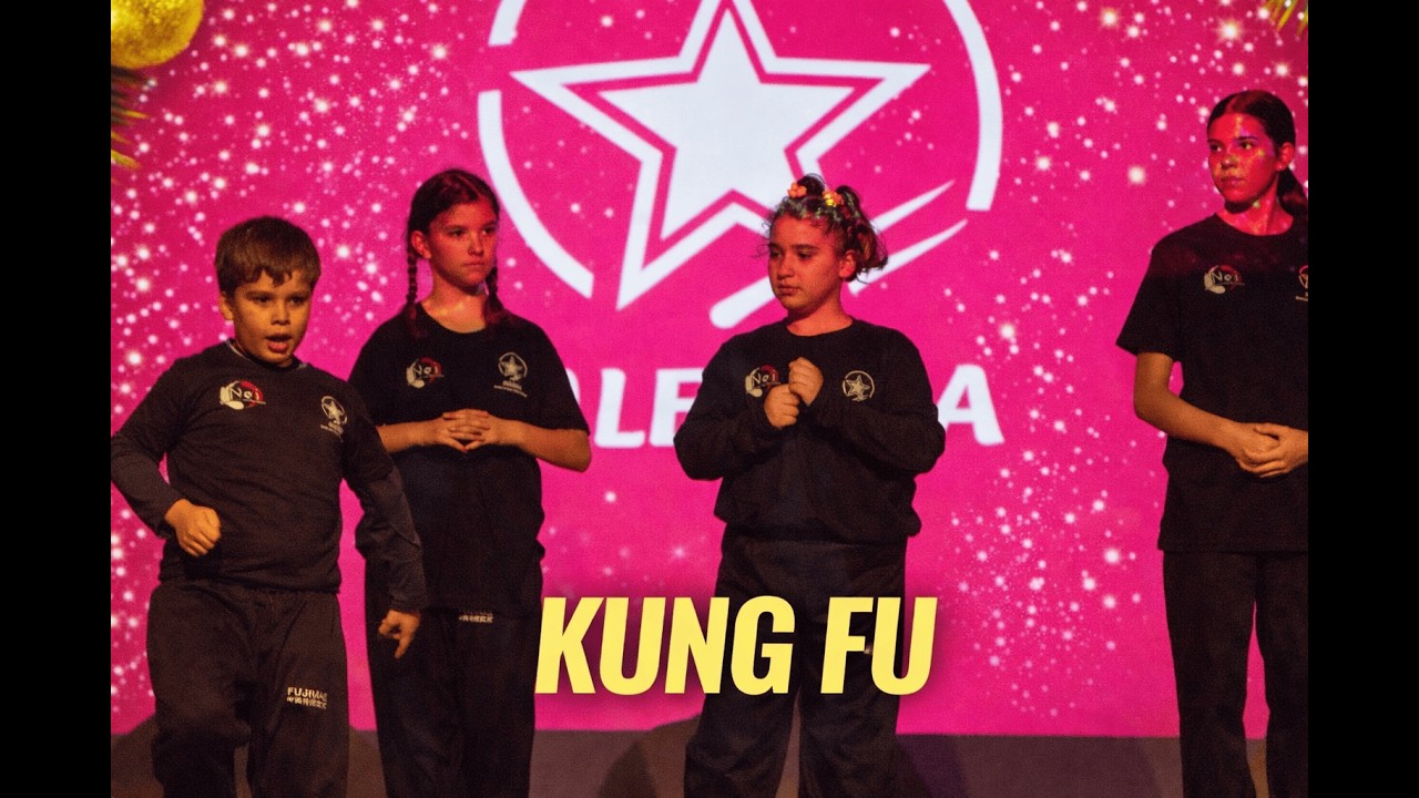 KUNG FU 🔴 | Baile del Festival de Navidad