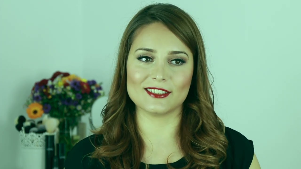 How I got to work for MAC Cosmetics in Copenhagen