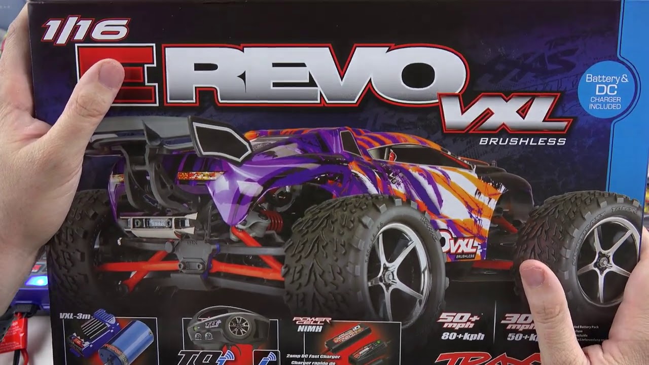 Mini E-Revo VXL 1/16 and EZ-Peak Live Dual 26A Charger Unboxing!!