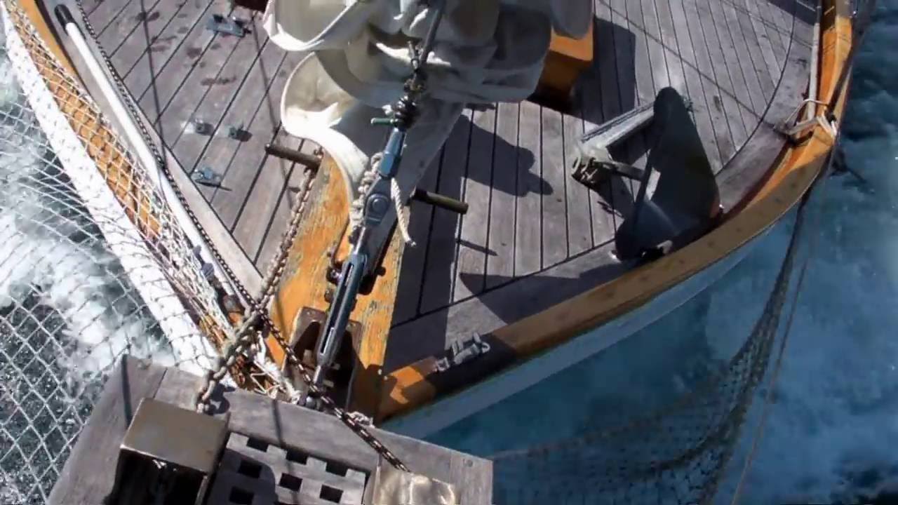 Kifaru under sail 2010.mpg