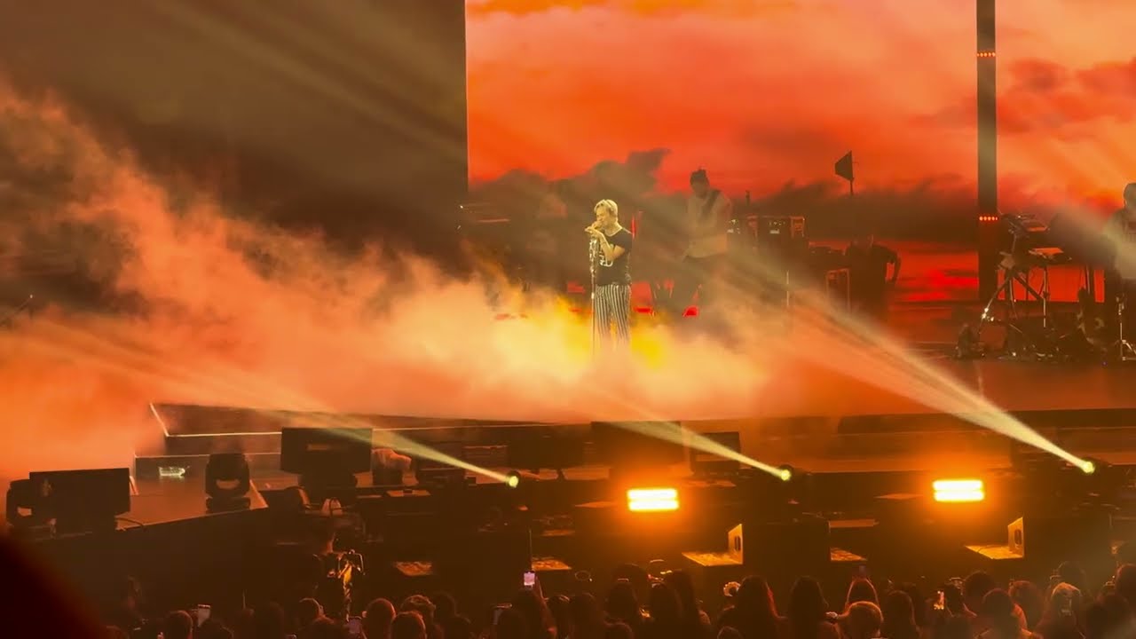 [4KHDR/60FPS] G-DRAGON - 무제(無題) (Untitled, 2014) (Encore) @ Ubermensch Tour LA 09/05/2025