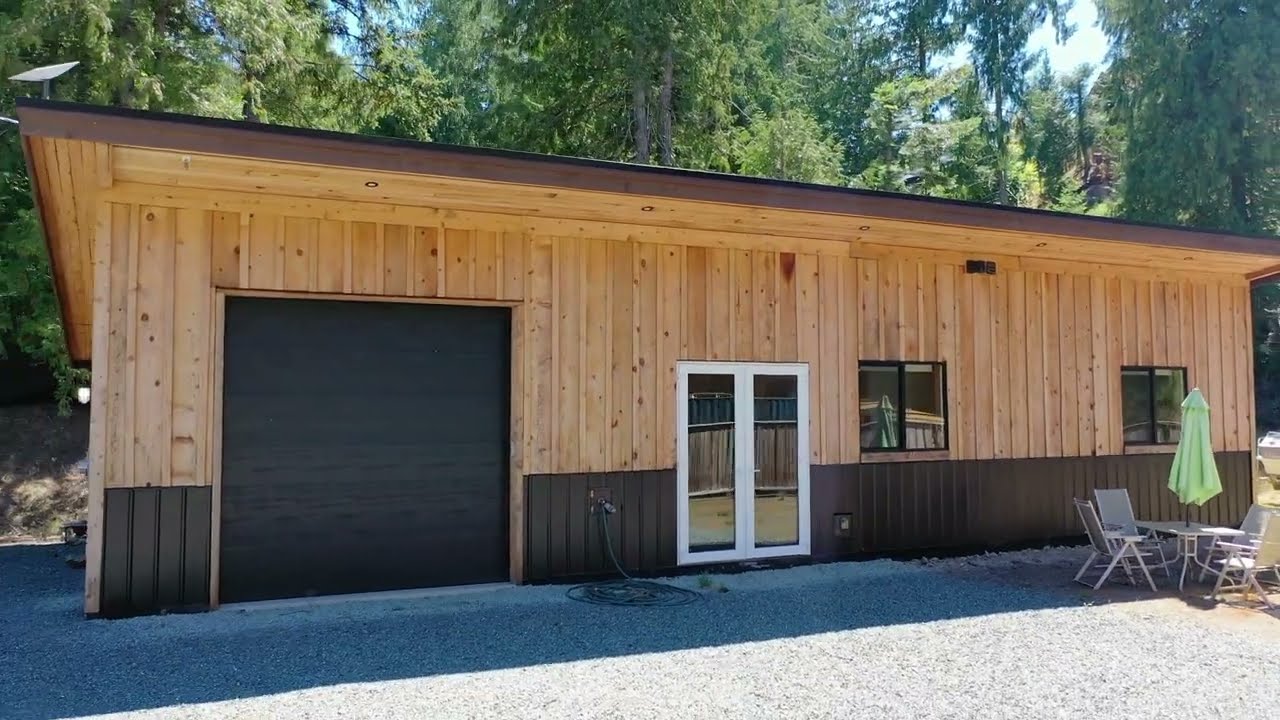Contemporary Home with Large Workshop/Garage on Pender Island - 4607 Ketch Rd