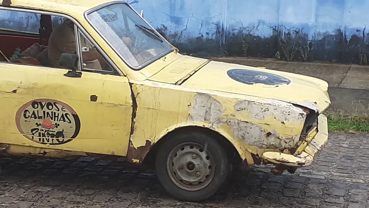 Carro do ovo que foi reformado pelo lata velha est&aacute; assim hj