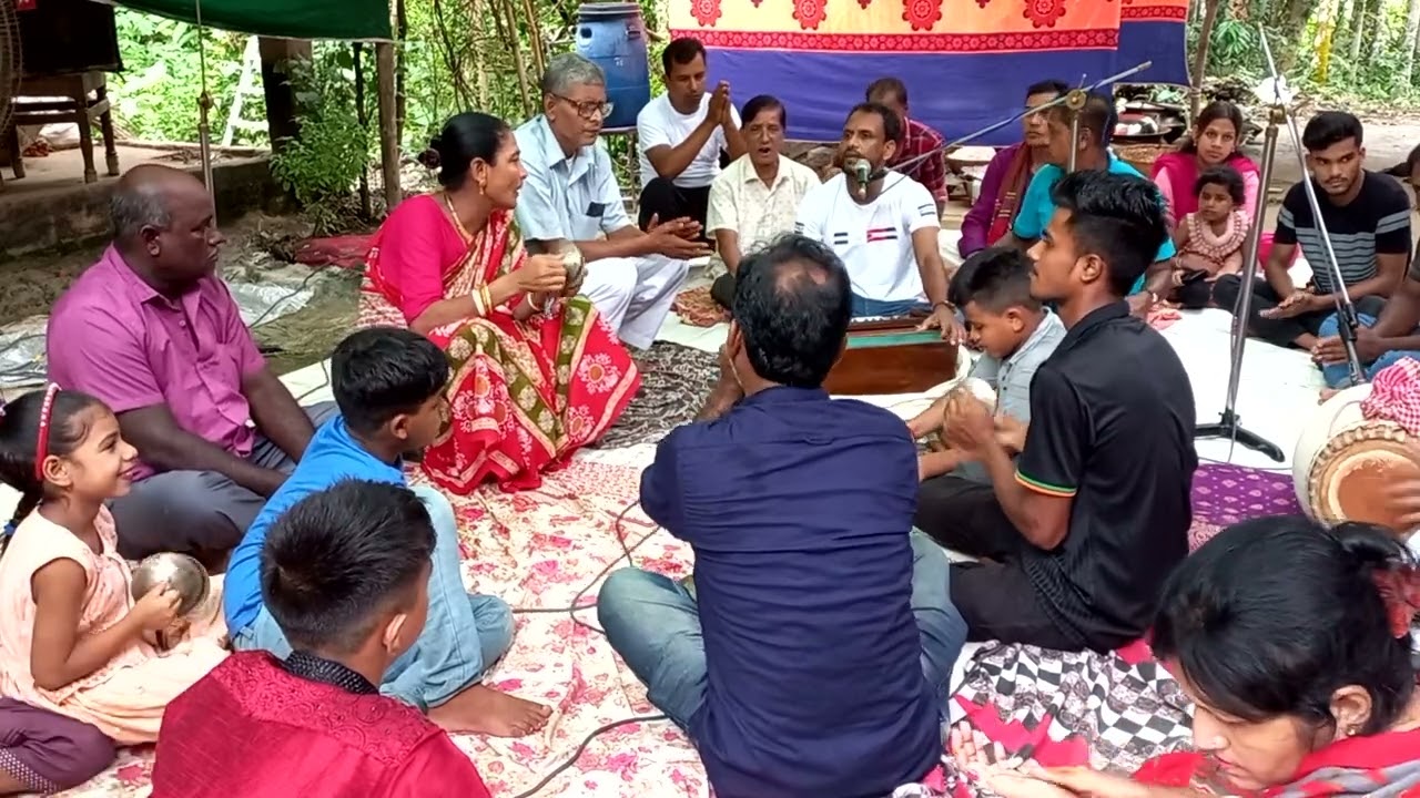 হরির লুঠ পড়িয়াছে রে লুঠ পড়িয়াছে শ্রীরাধার মন্দির | হরির লুঠের গান | Horir lut |