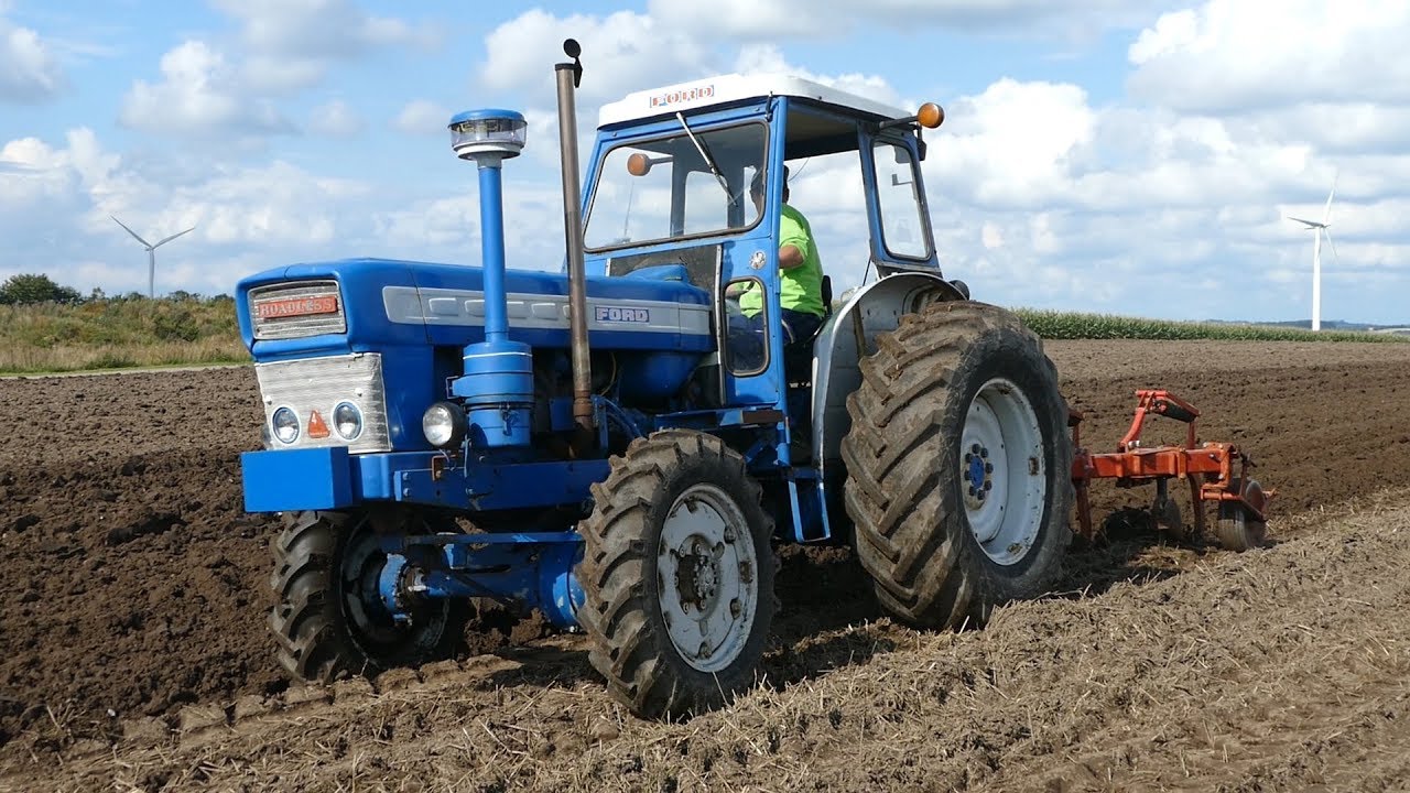 Ford Roadless Ploughmaster 95 | Ploughing w/ 3-Furrow Fraugde Plough | DK Agriculture