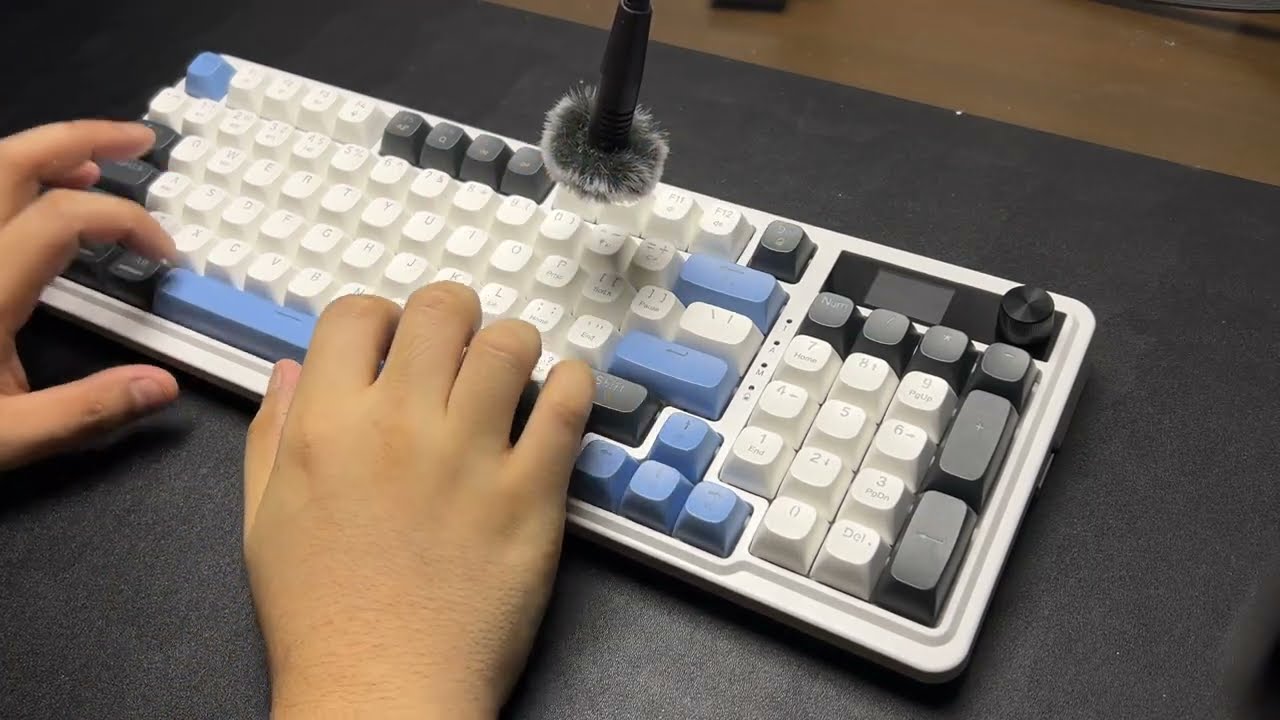 GALATIN PRO K719 (White & Blue) | Mechanical Keyboard Sound Test