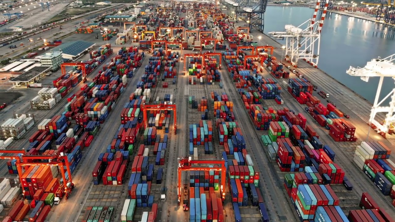 Global Freight and Logistics Solutions. Your advantage is our Expertise.