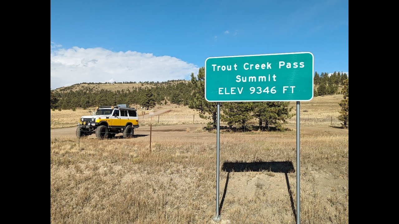 FJ55 on Trout Creek Pass, Colorado