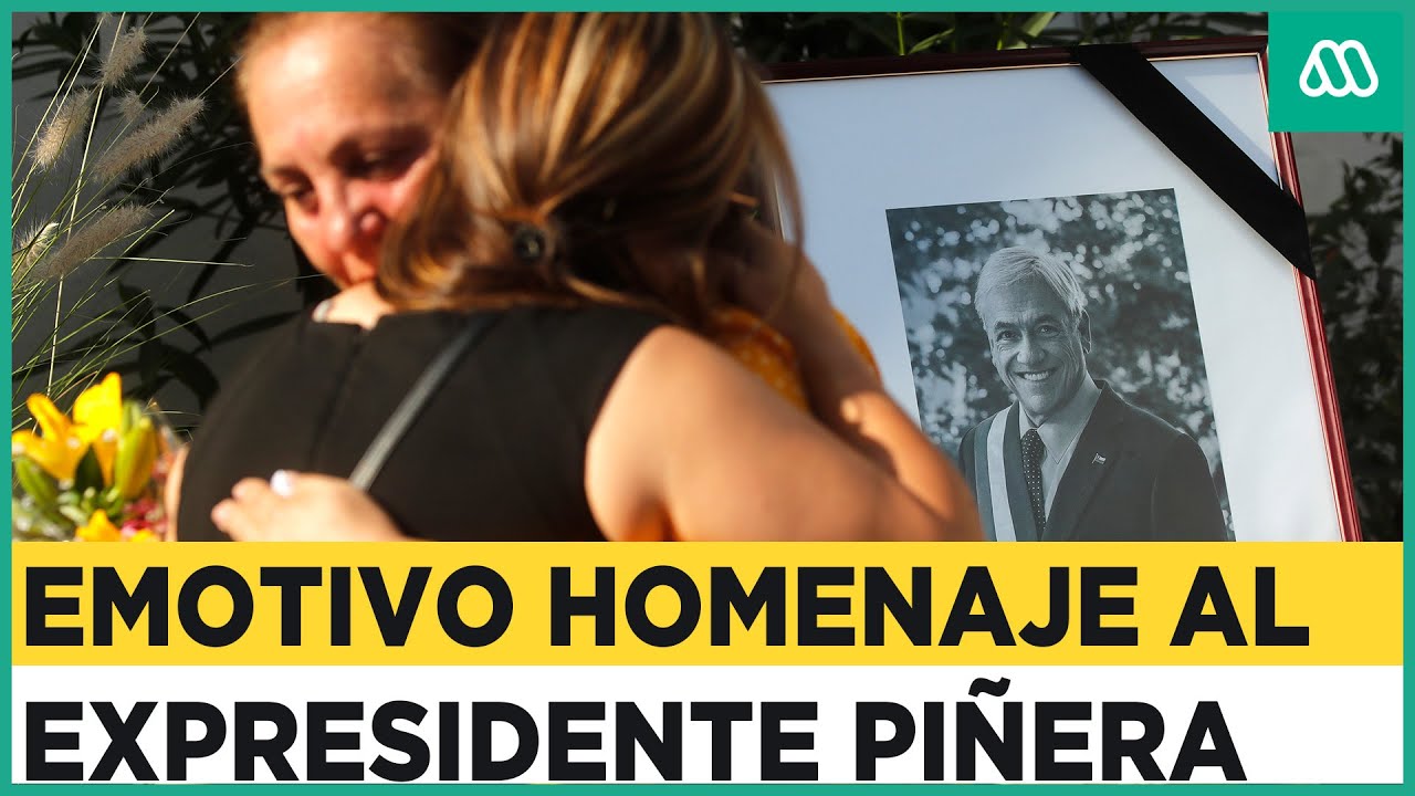 Homenaje espontáneo en la casa del expresidente Sebastián Piñera